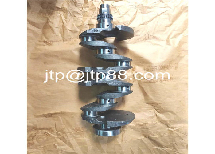 CX75 खुदाई 898063-8280 के लिए इंजन क्रैंकशाफ्ट 4LE2 डीजल इंजन क्रैंकशाफ्ट की लकड़ी की पैकिंग